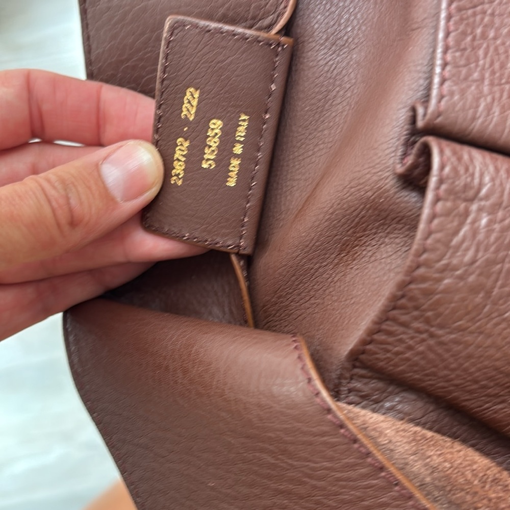 Authentic Balenciaga XL leather tote - Picture 9 of 10